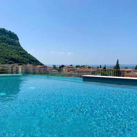 Locazione Turistica Doria-5 Apartmán Garda (Verona)